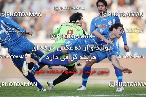 1162223, Tehran, [*parameter:4*], لیگ برتر فوتبال ایران، Persian Gulf Cup، Week 17، First Leg، Esteghlal 3 v 2 Pas on 2010/12/03 at Azadi Stadium
