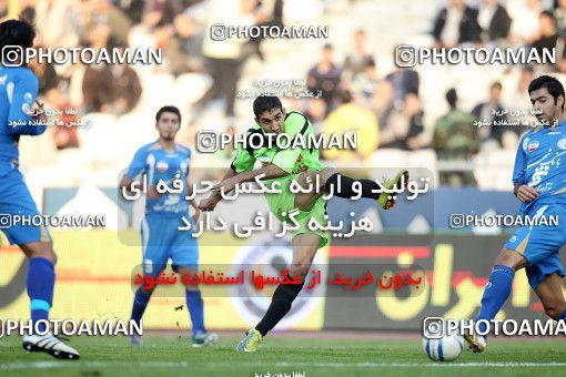 1162439, Tehran, [*parameter:4*], لیگ برتر فوتبال ایران، Persian Gulf Cup، Week 17، First Leg، Esteghlal 3 v 2 Pas on 2010/12/03 at Azadi Stadium