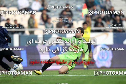 1162012, Tehran, [*parameter:4*], لیگ برتر فوتبال ایران، Persian Gulf Cup، Week 17، First Leg، Esteghlal 3 v 2 Pas on 2010/12/03 at Azadi Stadium