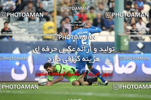 1162111, Tehran, [*parameter:4*], لیگ برتر فوتبال ایران، Persian Gulf Cup، Week 17، First Leg، Esteghlal 3 v 2 Pas on 2010/12/03 at Azadi Stadium