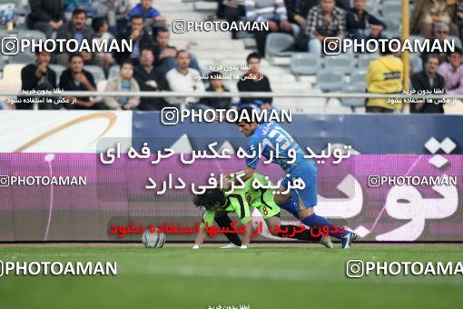 1162208, Tehran, [*parameter:4*], لیگ برتر فوتبال ایران، Persian Gulf Cup، Week 17، First Leg، Esteghlal 3 v 2 Pas on 2010/12/03 at Azadi Stadium