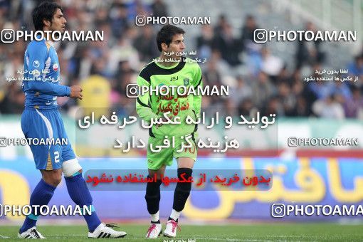 1162239, Tehran, [*parameter:4*], لیگ برتر فوتبال ایران، Persian Gulf Cup، Week 17، First Leg، Esteghlal 3 v 2 Pas on 2010/12/03 at Azadi Stadium