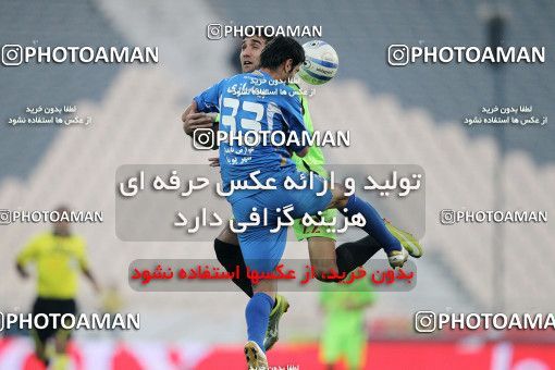 1162215, Tehran, [*parameter:4*], لیگ برتر فوتبال ایران، Persian Gulf Cup، Week 17، First Leg، Esteghlal 3 v 2 Pas on 2010/12/03 at Azadi Stadium