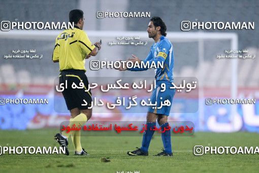 1162013, Tehran, [*parameter:4*], لیگ برتر فوتبال ایران، Persian Gulf Cup، Week 17، First Leg، Esteghlal 3 v 2 Pas on 2010/12/03 at Azadi Stadium