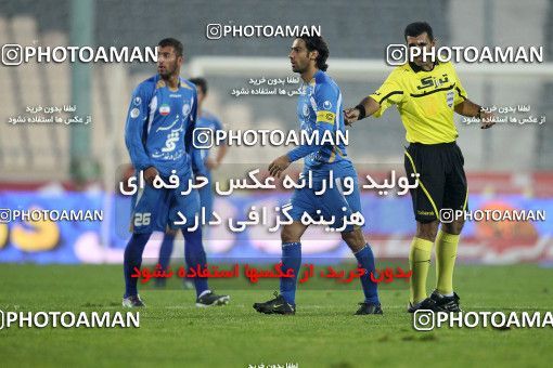 1162185, Tehran, [*parameter:4*], لیگ برتر فوتبال ایران، Persian Gulf Cup، Week 17، First Leg، Esteghlal 3 v 2 Pas on 2010/12/03 at Azadi Stadium