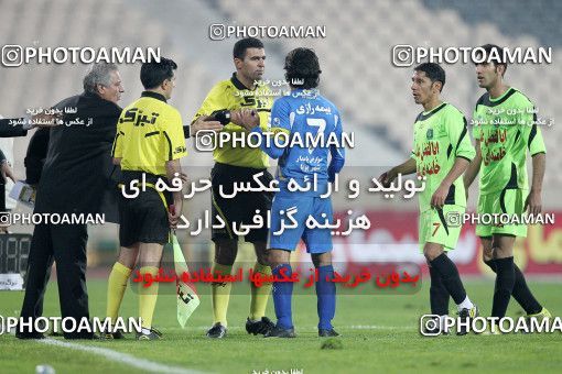 1162079, Tehran, [*parameter:4*], لیگ برتر فوتبال ایران، Persian Gulf Cup، Week 17، First Leg، Esteghlal 3 v 2 Pas on 2010/12/03 at Azadi Stadium