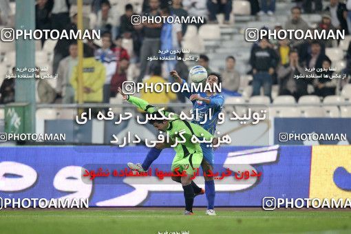 1162024, Tehran, [*parameter:4*], لیگ برتر فوتبال ایران، Persian Gulf Cup، Week 17، First Leg، Esteghlal 3 v 2 Pas on 2010/12/03 at Azadi Stadium