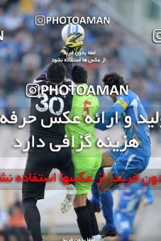 1101767, Tehran, [*parameter:4*], لیگ برتر فوتبال ایران، Persian Gulf Cup، Week 17، First Leg، Esteghlal 3 v 2 Pas on 2010/12/03 at Azadi Stadium