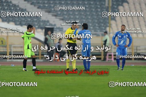 1101839, Tehran, [*parameter:4*], لیگ برتر فوتبال ایران، Persian Gulf Cup، Week 17، First Leg، Esteghlal 3 v 2 Pas on 2010/12/03 at Azadi Stadium