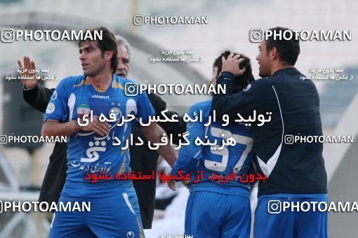 1101925, Tehran, [*parameter:4*], لیگ برتر فوتبال ایران، Persian Gulf Cup، Week 17، First Leg، Esteghlal 3 v 2 Pas on 2010/12/03 at Azadi Stadium