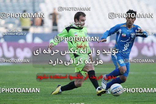 1101965, Tehran, [*parameter:4*], لیگ برتر فوتبال ایران، Persian Gulf Cup، Week 17، First Leg، Esteghlal 3 v 2 Pas on 2010/12/03 at Azadi Stadium