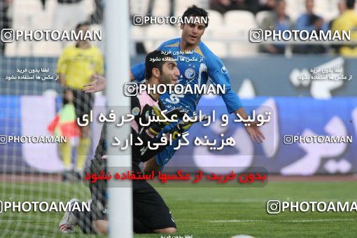 1101953, Tehran, [*parameter:4*], لیگ برتر فوتبال ایران، Persian Gulf Cup، Week 17، First Leg، Esteghlal 3 v 2 Pas on 2010/12/03 at Azadi Stadium