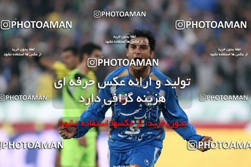 1101934, Tehran, [*parameter:4*], لیگ برتر فوتبال ایران، Persian Gulf Cup، Week 17، First Leg، Esteghlal 3 v 2 Pas on 2010/12/03 at Azadi Stadium