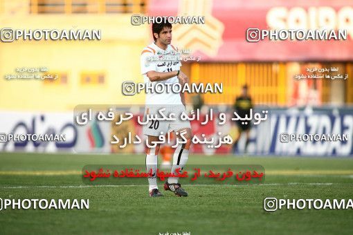 1098285, Karaj, [*parameter:4*], لیگ برتر فوتبال ایران، Persian Gulf Cup، Week 14، First Leg، Saipa 2 v 4 Mes Kerman on 2010/11/05 at Enghelab Stadium