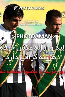 1097971, Qom, Iran, لیگ برتر فوتبال ایران، Persian Gulf Cup، Week 15، First Leg، Saba Qom 0 v 0 Tractor Sazi on 2010/11/11 at Yadegar-e Emam Stadium Qom