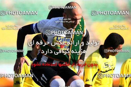 1097965, Qom, Iran, لیگ برتر فوتبال ایران، Persian Gulf Cup، Week 15، First Leg، Saba Qom 0 v 0 Tractor Sazi on 2010/11/11 at Yadegar-e Emam Stadium Qom