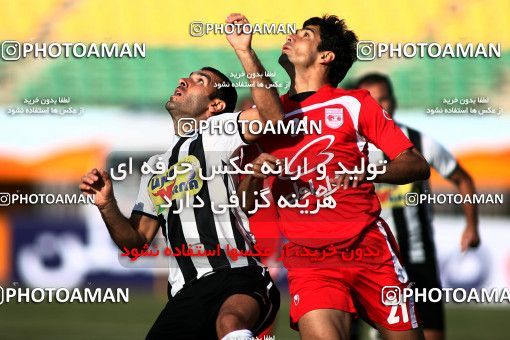 1098149, Qom, Iran, لیگ برتر فوتبال ایران، Persian Gulf Cup، Week 15، First Leg، Saba Qom 0 v 0 Tractor Sazi on 2010/11/11 at Yadegar-e Emam Stadium Qom
