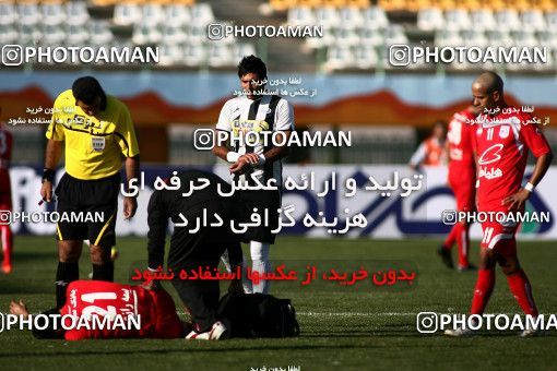 1098087, لیگ برتر فوتبال ایران، Persian Gulf Cup، Week 15، First Leg، 2010/11/11، Qom، Yadegar-e Emam Stadium Qom، Saba Qom 0 - 0 Tractor Sazi