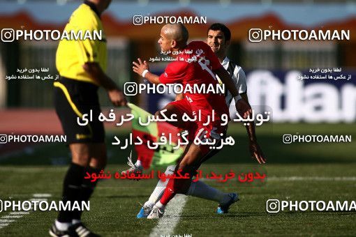 1098085, Qom, Iran, لیگ برتر فوتبال ایران، Persian Gulf Cup، Week 15، First Leg، Saba Qom 0 v 0 Tractor Sazi on 2010/11/11 at Yadegar-e Emam Stadium Qom
