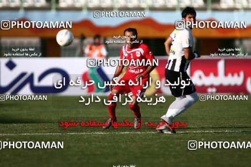 1097999, Qom, Iran, لیگ برتر فوتبال ایران، Persian Gulf Cup، Week 15، First Leg، Saba Qom 0 v 0 Tractor Sazi on 2010/11/11 at Yadegar-e Emam Stadium Qom