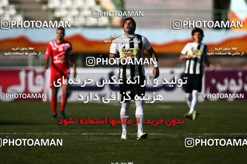 1098022, Qom, Iran, لیگ برتر فوتبال ایران، Persian Gulf Cup، Week 15، First Leg، Saba Qom 0 v 0 Tractor Sazi on 2010/11/11 at Yadegar-e Emam Stadium Qom