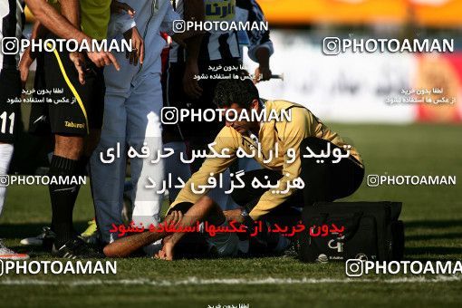 1098114, Qom, Iran, لیگ برتر فوتبال ایران، Persian Gulf Cup، Week 15، First Leg، Saba Qom 0 v 0 Tractor Sazi on 2010/11/11 at Yadegar-e Emam Stadium Qom