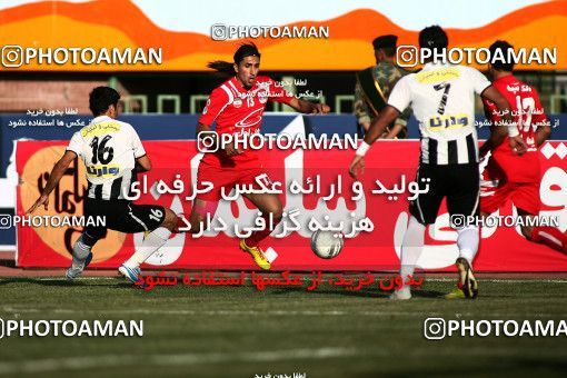 1097990, Qom, Iran, لیگ برتر فوتبال ایران، Persian Gulf Cup، Week 15، First Leg، Saba Qom 0 v 0 Tractor Sazi on 2010/11/11 at Yadegar-e Emam Stadium Qom