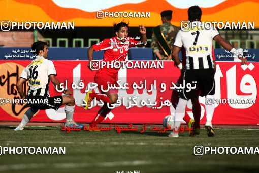 1098050, Qom, Iran, لیگ برتر فوتبال ایران، Persian Gulf Cup، Week 15، First Leg، Saba Qom 0 v 0 Tractor Sazi on 2010/11/11 at Yadegar-e Emam Stadium Qom
