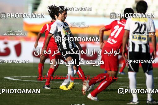 1098080, Qom, Iran, لیگ برتر فوتبال ایران، Persian Gulf Cup، Week 15، First Leg، Saba Qom 0 v 0 Tractor Sazi on 2010/11/11 at Yadegar-e Emam Stadium Qom