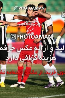1097956, Qom, Iran, لیگ برتر فوتبال ایران، Persian Gulf Cup، Week 15، First Leg، Saba Qom 0 v 0 Tractor Sazi on 2010/11/11 at Yadegar-e Emam Stadium Qom