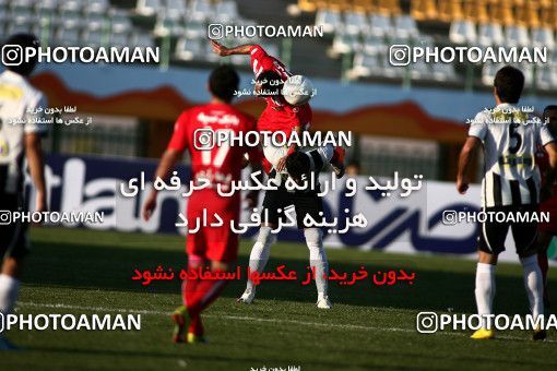 1097943, Qom, Iran, لیگ برتر فوتبال ایران، Persian Gulf Cup، Week 15، First Leg، Saba Qom 0 v 0 Tractor Sazi on 2010/11/11 at Yadegar-e Emam Stadium Qom