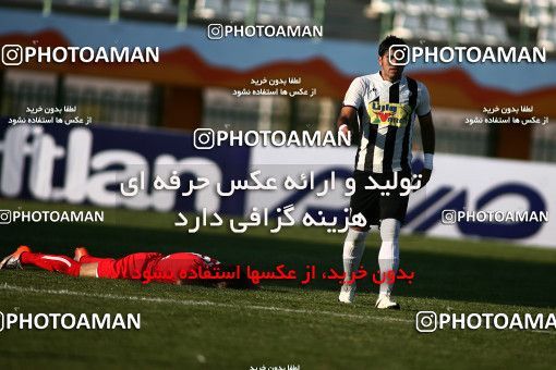 1097944, Qom, Iran, لیگ برتر فوتبال ایران، Persian Gulf Cup، Week 15، First Leg، Saba Qom 0 v 0 Tractor Sazi on 2010/11/11 at Yadegar-e Emam Stadium Qom