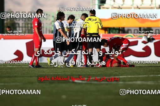 1098102, Qom, Iran, لیگ برتر فوتبال ایران، Persian Gulf Cup، Week 15، First Leg، Saba Qom 0 v 0 Tractor Sazi on 2010/11/11 at Yadegar-e Emam Stadium Qom