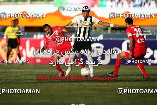 1097959, Qom, Iran, لیگ برتر فوتبال ایران، Persian Gulf Cup، Week 15، First Leg، Saba Qom 0 v 0 Tractor Sazi on 2010/11/11 at Yadegar-e Emam Stadium Qom