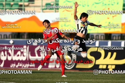 1098041, لیگ برتر فوتبال ایران، Persian Gulf Cup، Week 15، First Leg، 2010/11/11، Qom، Yadegar-e Emam Stadium Qom، Saba Qom 0 - 0 Tractor Sazi