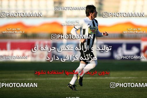 1098195, Qom, Iran, لیگ برتر فوتبال ایران، Persian Gulf Cup، Week 15، First Leg، Saba Qom 0 v 0 Tractor Sazi on 2010/11/11 at Yadegar-e Emam Stadium Qom