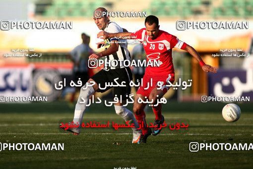 1098090, Qom, Iran, لیگ برتر فوتبال ایران، Persian Gulf Cup، Week 15، First Leg، Saba Qom 0 v 0 Tractor Sazi on 2010/11/11 at Yadegar-e Emam Stadium Qom