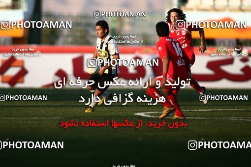 1098223, Qom, Iran, لیگ برتر فوتبال ایران، Persian Gulf Cup، Week 15، First Leg، Saba Qom 0 v 0 Tractor Sazi on 2010/11/11 at Yadegar-e Emam Stadium Qom