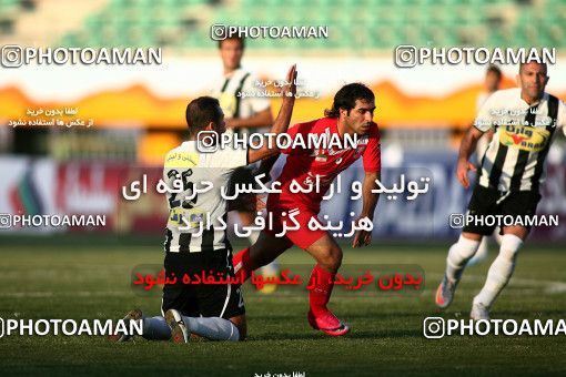 1098133, Qom, Iran, لیگ برتر فوتبال ایران، Persian Gulf Cup، Week 15، First Leg، Saba Qom 0 v 0 Tractor Sazi on 2010/11/11 at Yadegar-e Emam Stadium Qom