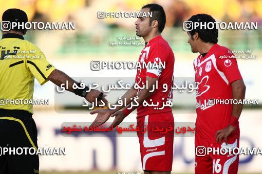 1098205, Qom, Iran, لیگ برتر فوتبال ایران، Persian Gulf Cup، Week 15، First Leg، Saba Qom 0 v 0 Tractor Sazi on 2010/11/11 at Yadegar-e Emam Stadium Qom