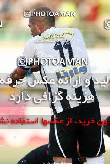1097976, Qom, Iran, لیگ برتر فوتبال ایران، Persian Gulf Cup، Week 15، First Leg، Saba Qom 0 v 0 Tractor Sazi on 2010/11/11 at Yadegar-e Emam Stadium Qom