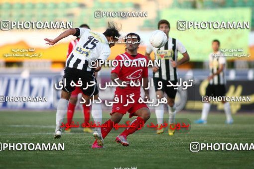 1098132, Qom, Iran, لیگ برتر فوتبال ایران، Persian Gulf Cup، Week 15، First Leg، Saba Qom 0 v 0 Tractor Sazi on 2010/11/11 at Yadegar-e Emam Stadium Qom