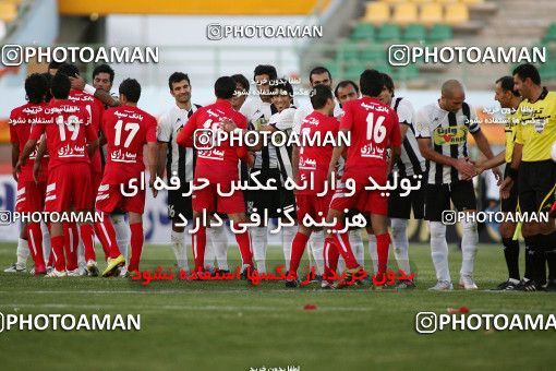 1098000, Qom, Iran, لیگ برتر فوتبال ایران، Persian Gulf Cup، Week 15، First Leg، Saba Qom 0 v 0 Tractor Sazi on 2010/11/11 at Yadegar-e Emam Stadium Qom