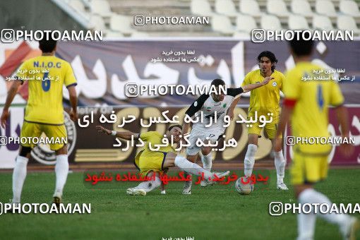 1099037, Tehran, [*parameter:4*], لیگ برتر فوتبال ایران، Persian Gulf Cup، Week 15، First Leg، Naft Tehran 1 v 0 Rah Ahan on 2010/11/12 at Shahid Dastgerdi Stadium