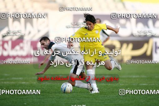 1098944, Tehran, [*parameter:4*], لیگ برتر فوتبال ایران، Persian Gulf Cup، Week 15، First Leg، Naft Tehran 1 v 0 Rah Ahan on 2010/11/12 at Shahid Dastgerdi Stadium