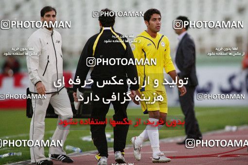 1099009, Tehran, [*parameter:4*], لیگ برتر فوتبال ایران، Persian Gulf Cup، Week 15، First Leg، Naft Tehran 1 v 0 Rah Ahan on 2010/11/12 at Shahid Dastgerdi Stadium