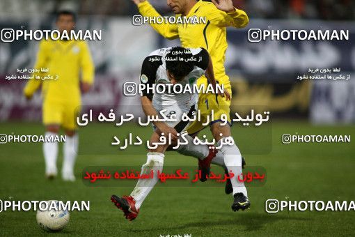 1098939, Tehran, [*parameter:4*], لیگ برتر فوتبال ایران، Persian Gulf Cup، Week 15، First Leg، Naft Tehran 1 v 0 Rah Ahan on 2010/11/12 at Shahid Dastgerdi Stadium