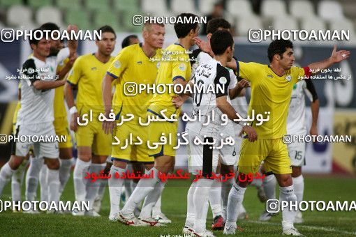 1098956, Tehran, [*parameter:4*], لیگ برتر فوتبال ایران، Persian Gulf Cup، Week 15، First Leg، Naft Tehran 1 v 0 Rah Ahan on 2010/11/12 at Shahid Dastgerdi Stadium