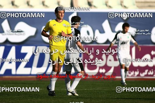 1099074, Tehran, [*parameter:4*], لیگ برتر فوتبال ایران، Persian Gulf Cup، Week 15، First Leg، Naft Tehran 1 v 0 Rah Ahan on 2010/11/12 at Shahid Dastgerdi Stadium