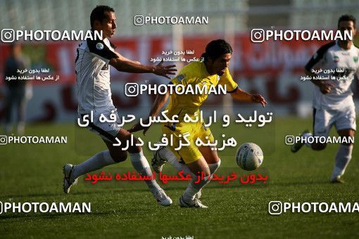 1099073, Tehran, [*parameter:4*], لیگ برتر فوتبال ایران، Persian Gulf Cup، Week 15، First Leg، Naft Tehran 1 v 0 Rah Ahan on 2010/11/12 at Shahid Dastgerdi Stadium